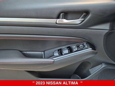 2023 Nissan Altima SR