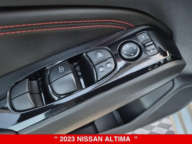 2023 Nissan Altima SR