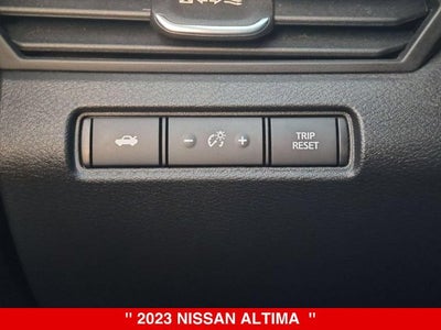 2023 Nissan Altima SR