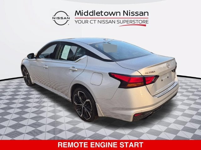 2023 Nissan Altima SR