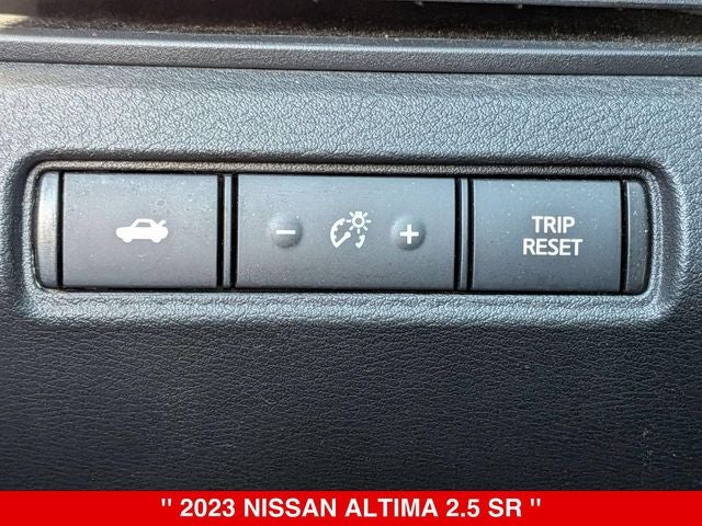 2023 Nissan Altima SR