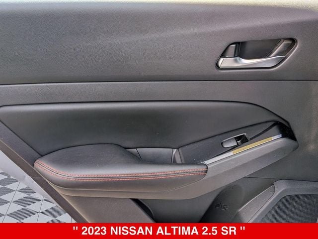 2023 Nissan Altima SR