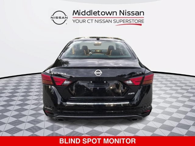 2021 Nissan Altima SR