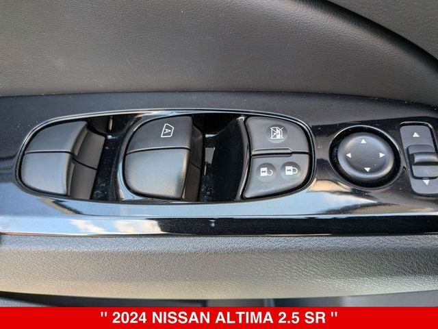 2024 Nissan Altima SR