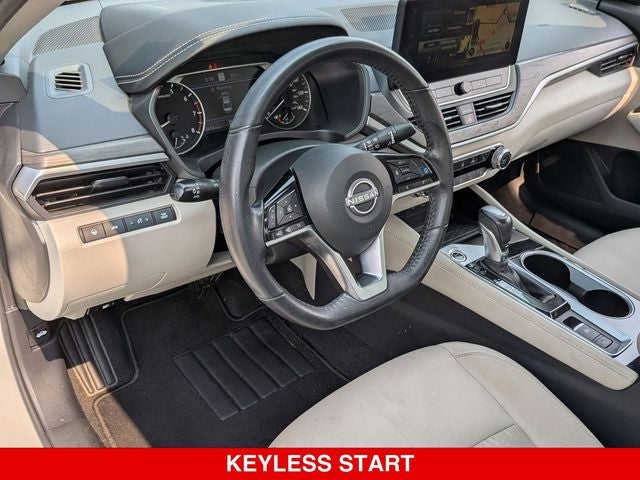 2023 Nissan Altima SV