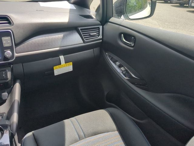 2025 Nissan Leaf SV Plus