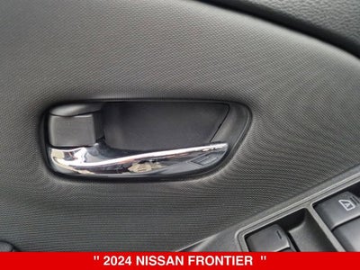 2024 Nissan Frontier SV