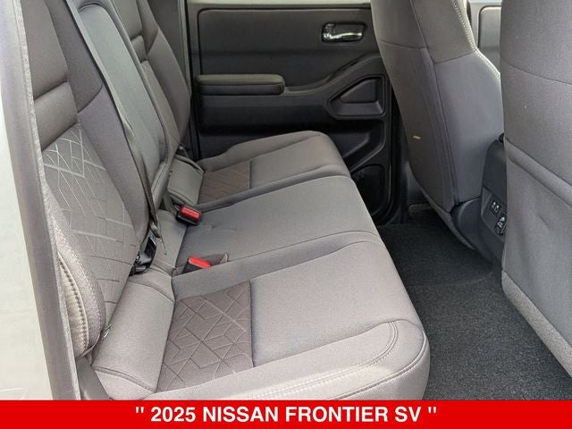 2025 Nissan Frontier Crew Cab SV