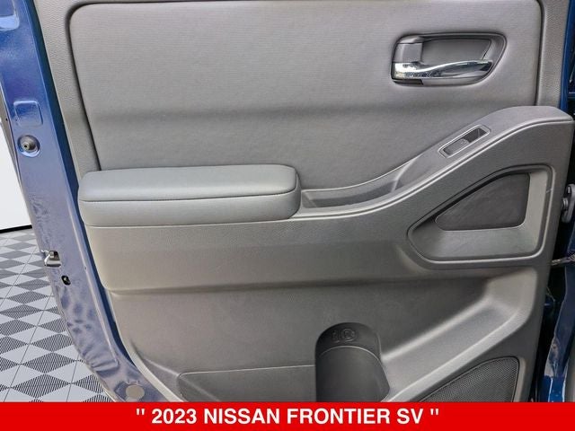 2023 Nissan Frontier Crew Cab SV