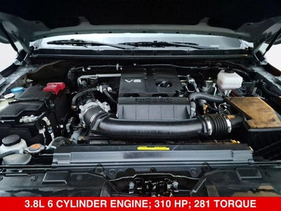 2023 Nissan Frontier Crew Cab PRO-4X®