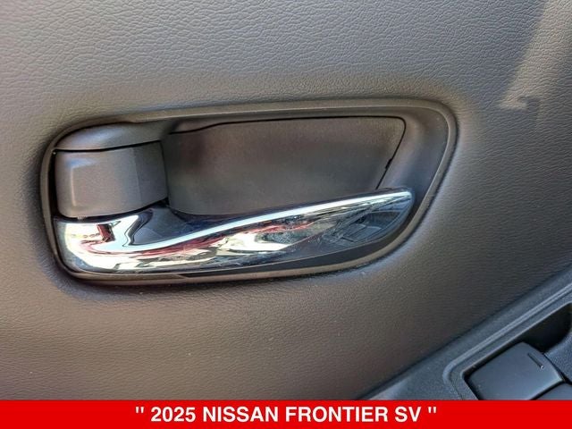 2025 Nissan Frontier Crew Cab SV