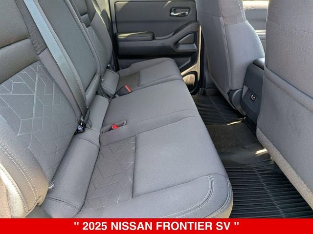 2025 Nissan Frontier Crew Cab SV