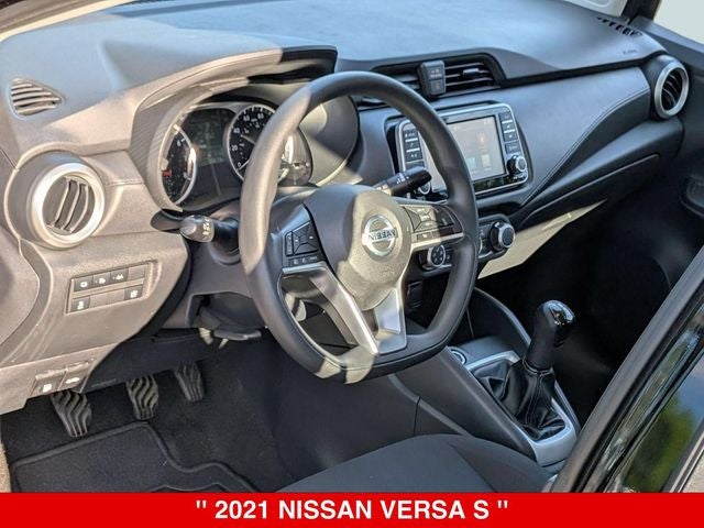 2021 Nissan Versa 1.6 S
