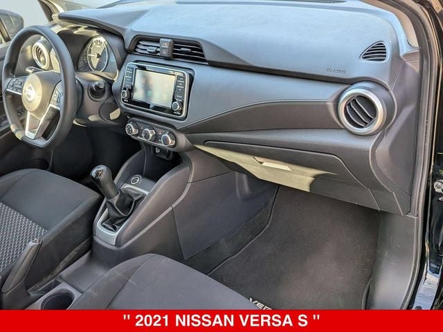 2021 Nissan Versa 1.6 S