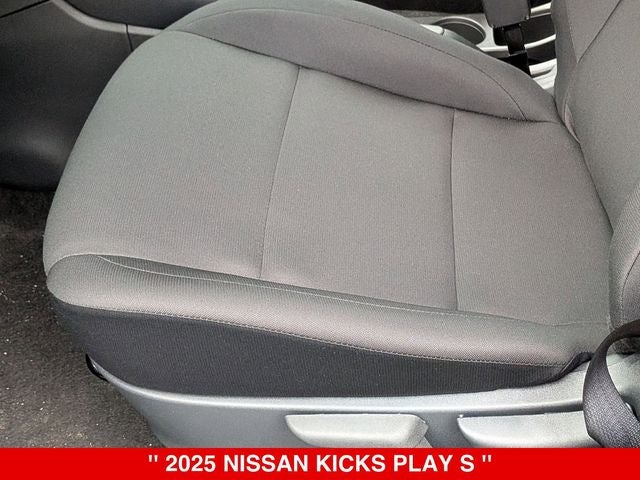 2025 Nissan Kicks Play S