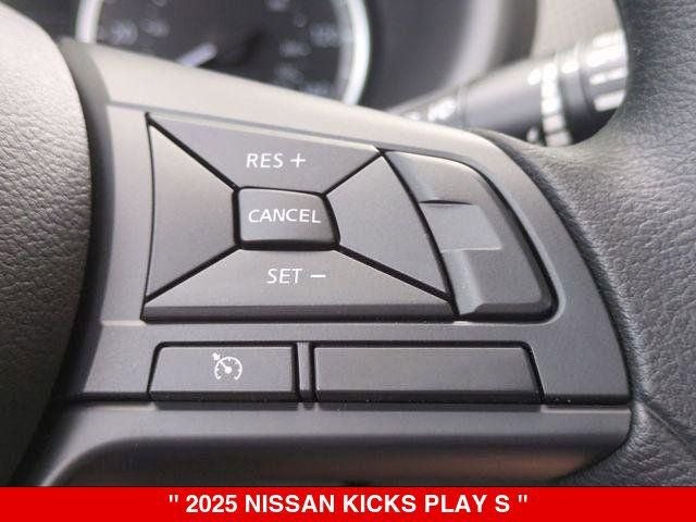 2025 Nissan Kicks Play S