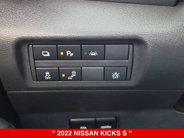 2022 Nissan Kicks S