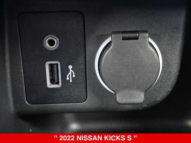 2022 Nissan Kicks S
