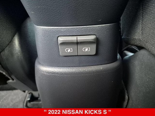 2022 Nissan Kicks S
