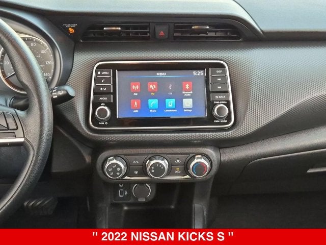 2022 Nissan Kicks S