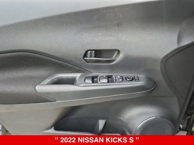 2022 Nissan Kicks S