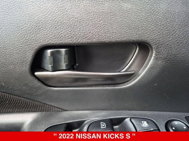 2022 Nissan Kicks S