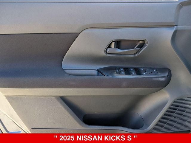 2025 Nissan Kicks S