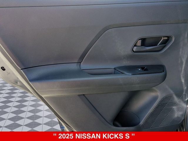2025 Nissan Kicks S
