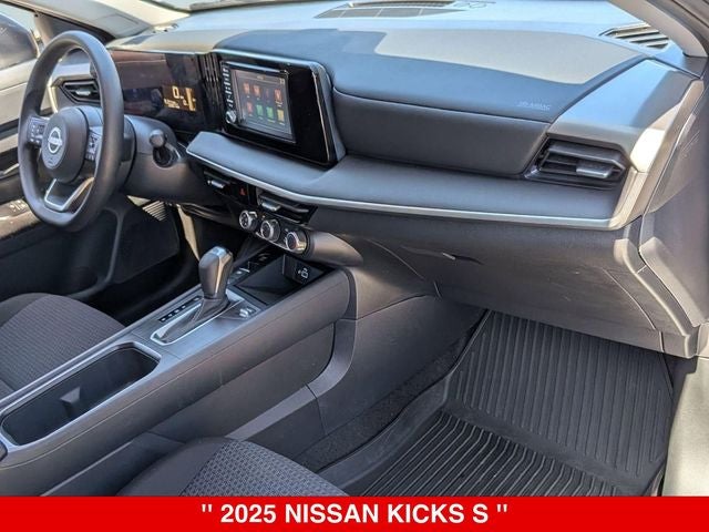 2025 Nissan Kicks S