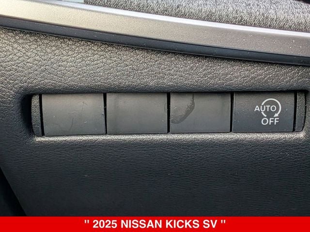 2025 Nissan Kicks SV