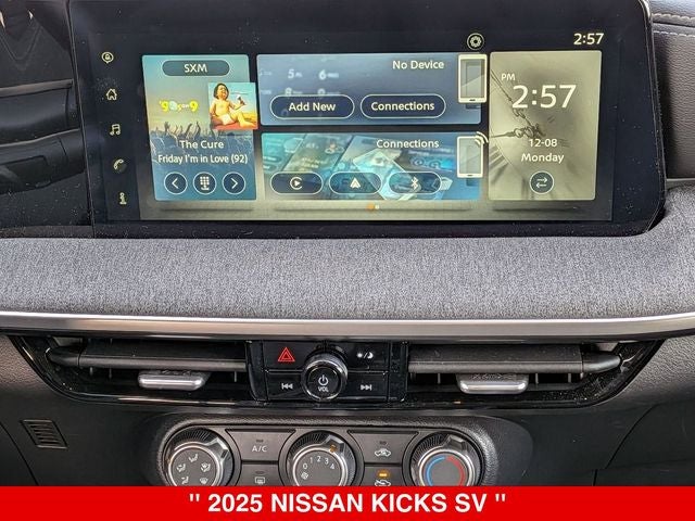 2025 Nissan Kicks SV