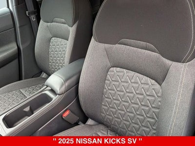 2025 Nissan Kicks SV