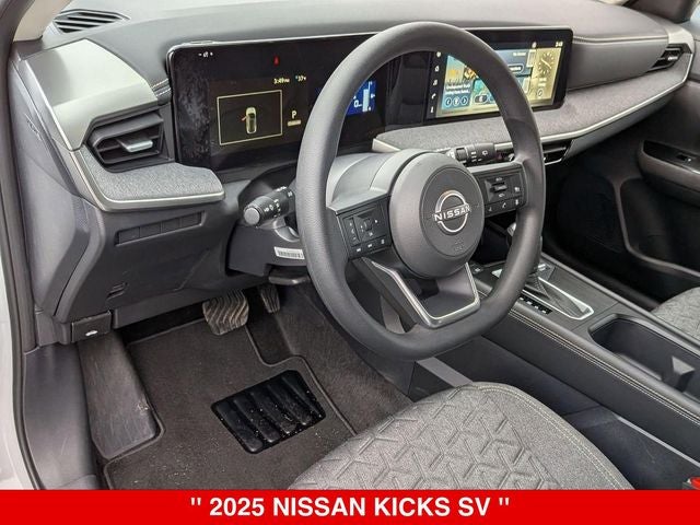 2025 Nissan Kicks SV