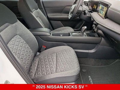 2025 Nissan Kicks SV