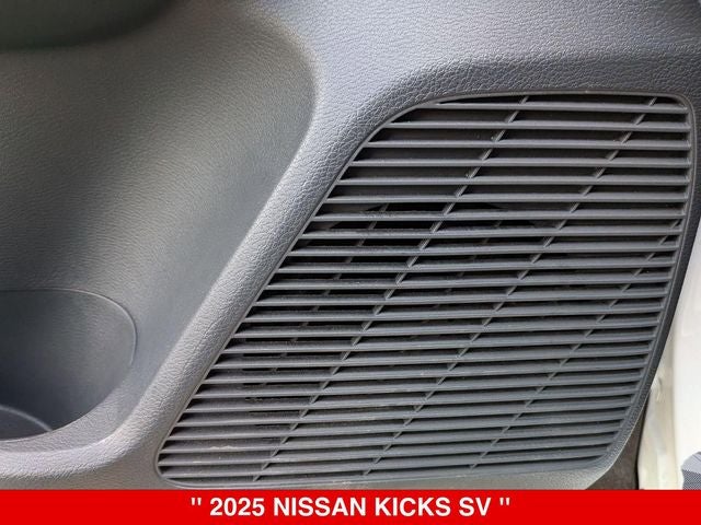 2025 Nissan Kicks SV