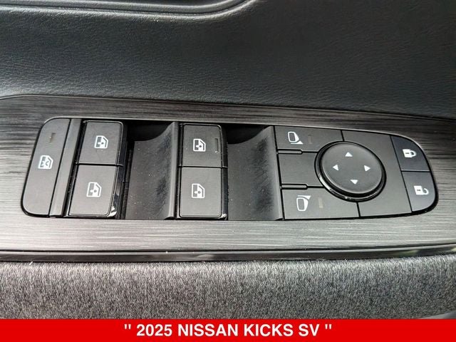 2025 Nissan Kicks SV