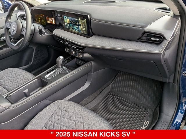 2025 Nissan Kicks SV