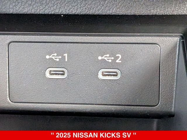 2025 Nissan Kicks SV