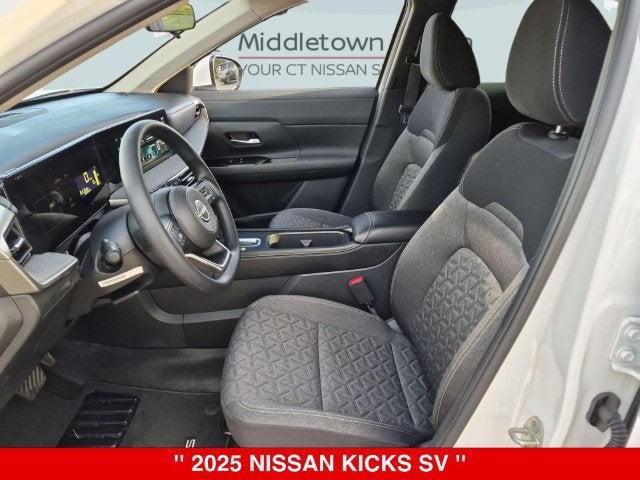 2025 Nissan Kicks SV