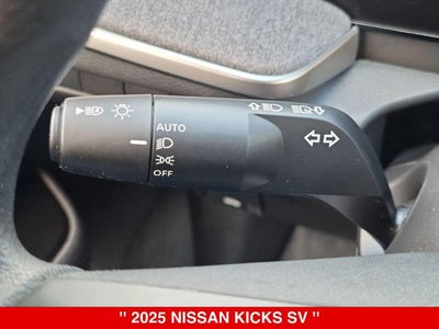 2025 Nissan Kicks SV
