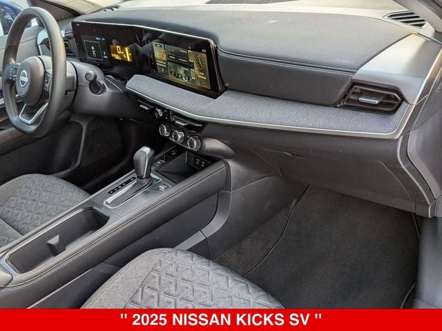 2025 Nissan Kicks SV