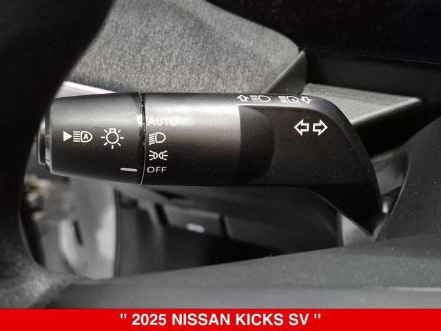 2025 Nissan Kicks SV