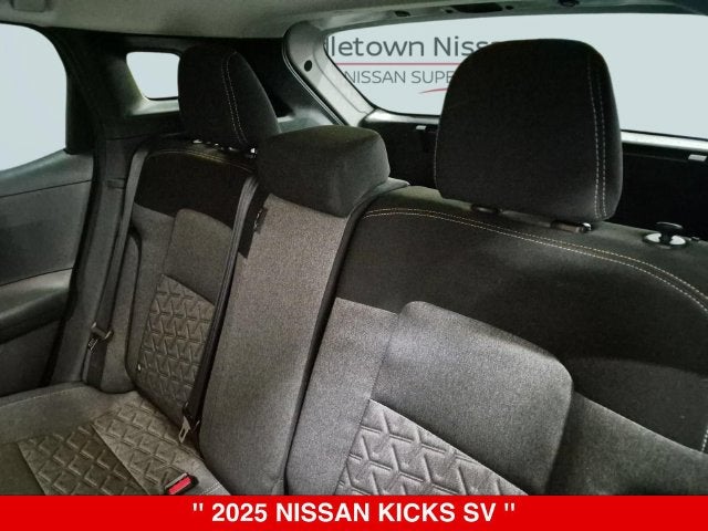 2025 Nissan Kicks SV
