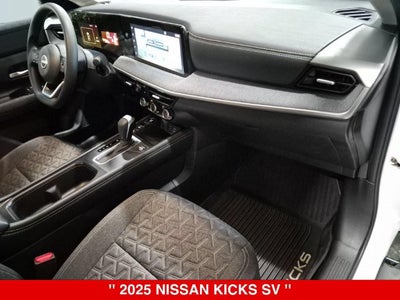 2025 Nissan Kicks SV