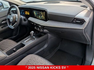 2025 Nissan Kicks SV