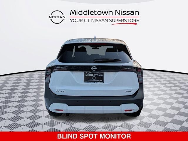 2025 Nissan Kicks SV