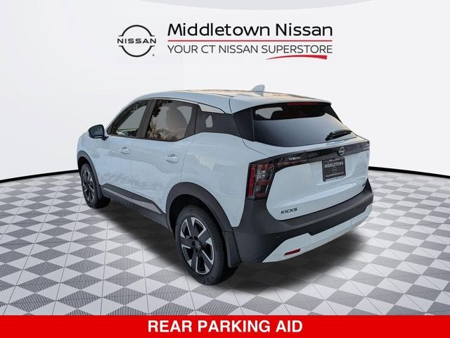 2025 Nissan Kicks SV