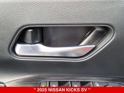 2025 Nissan Kicks SV