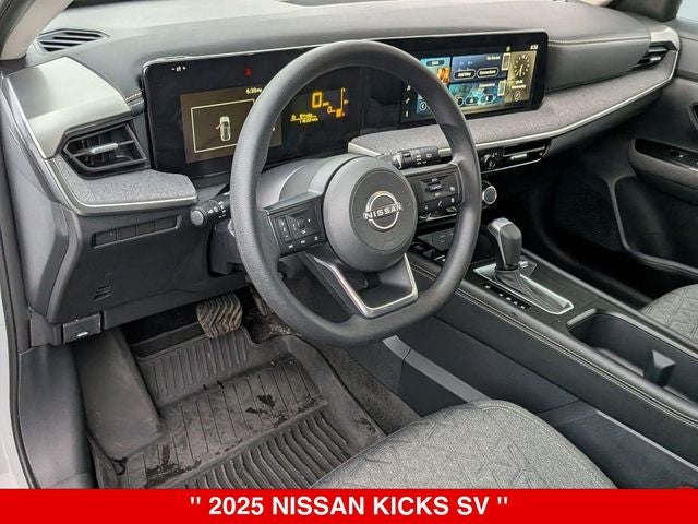 2025 Nissan Kicks SV