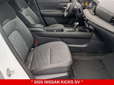 2025 Nissan Kicks SV